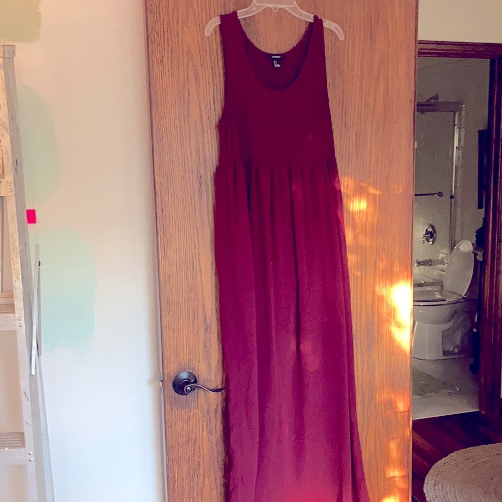 Beautiful burgundy maxi dress